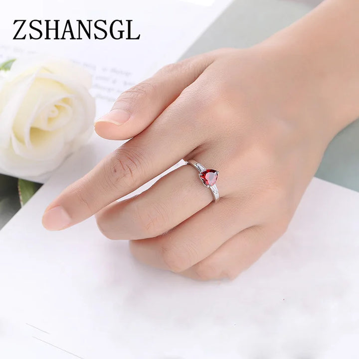 Bague cœur rouge à petits cristaux