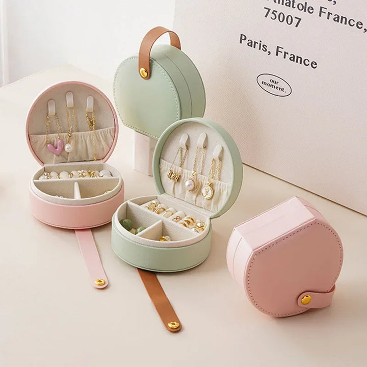 Écrin à bijoux de voyage arrondi