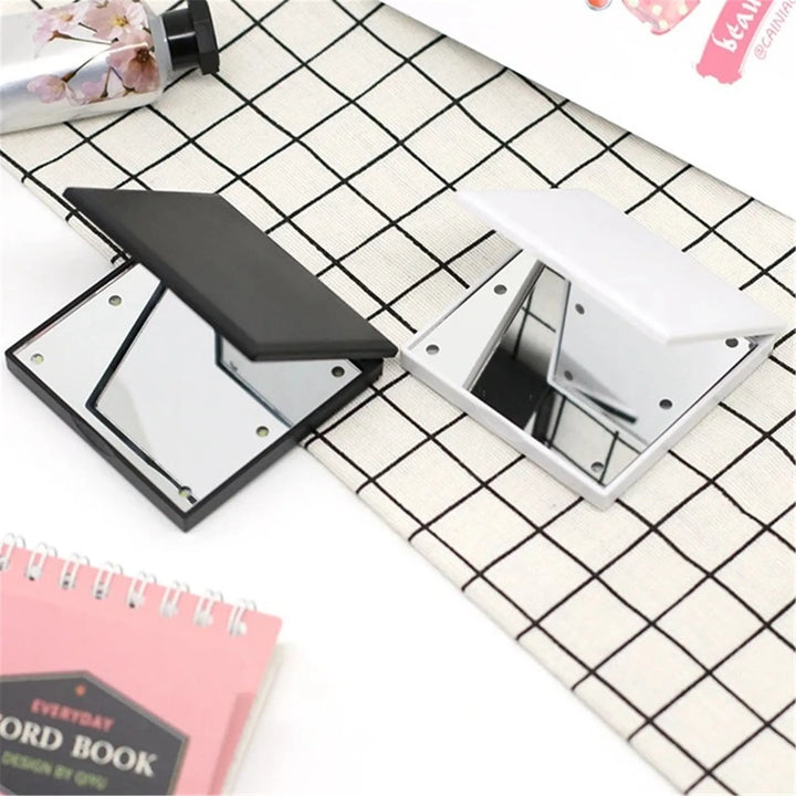 GlowMirror™ – Miroir LED Compact.