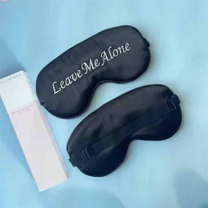 Masque de repos brodé — tissu imitation soie